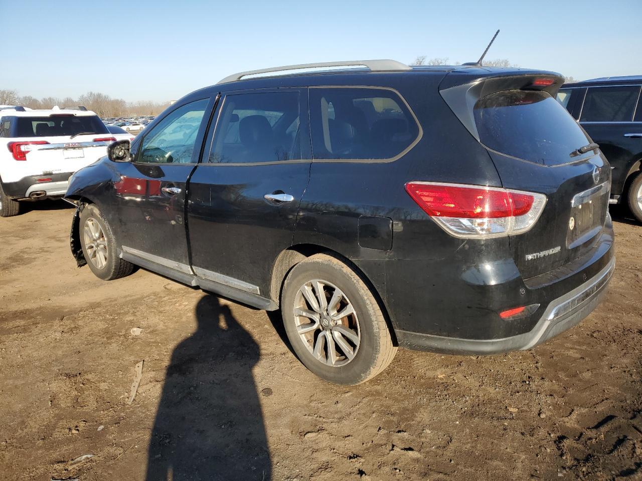 2013 NISSAN PATHFINDER - Фото 2