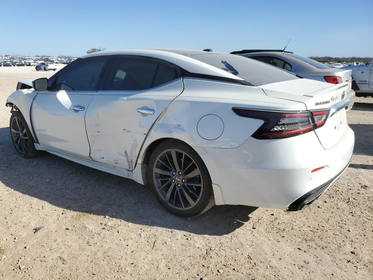 2019 NISSAN MAXIMA S