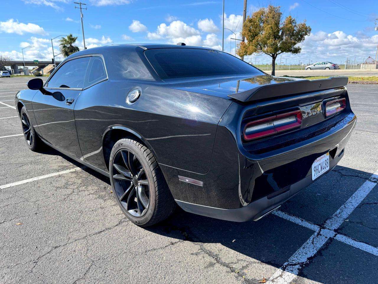 2016 DODGE CHALLENGER - Фото 3