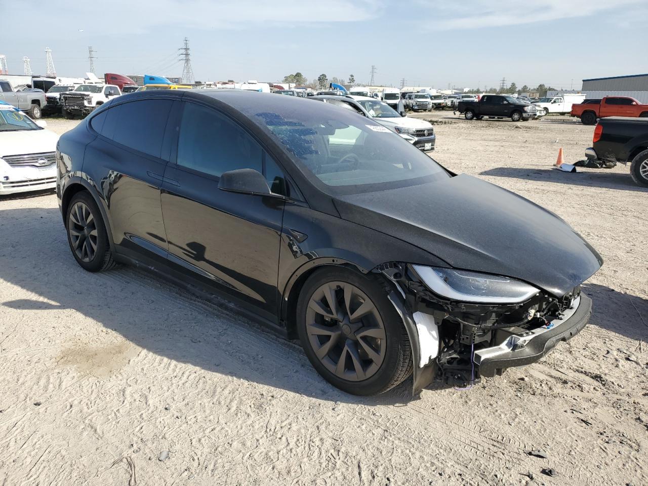 2025 TESLA MODEL X - Фото 4