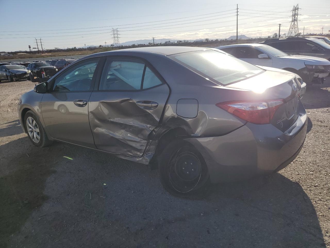 2015 TOYOTA COROLLA L - Фото 2