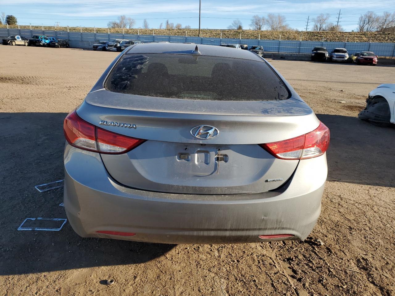 2013 HYUNDAI ELANTRA GL - Image 6