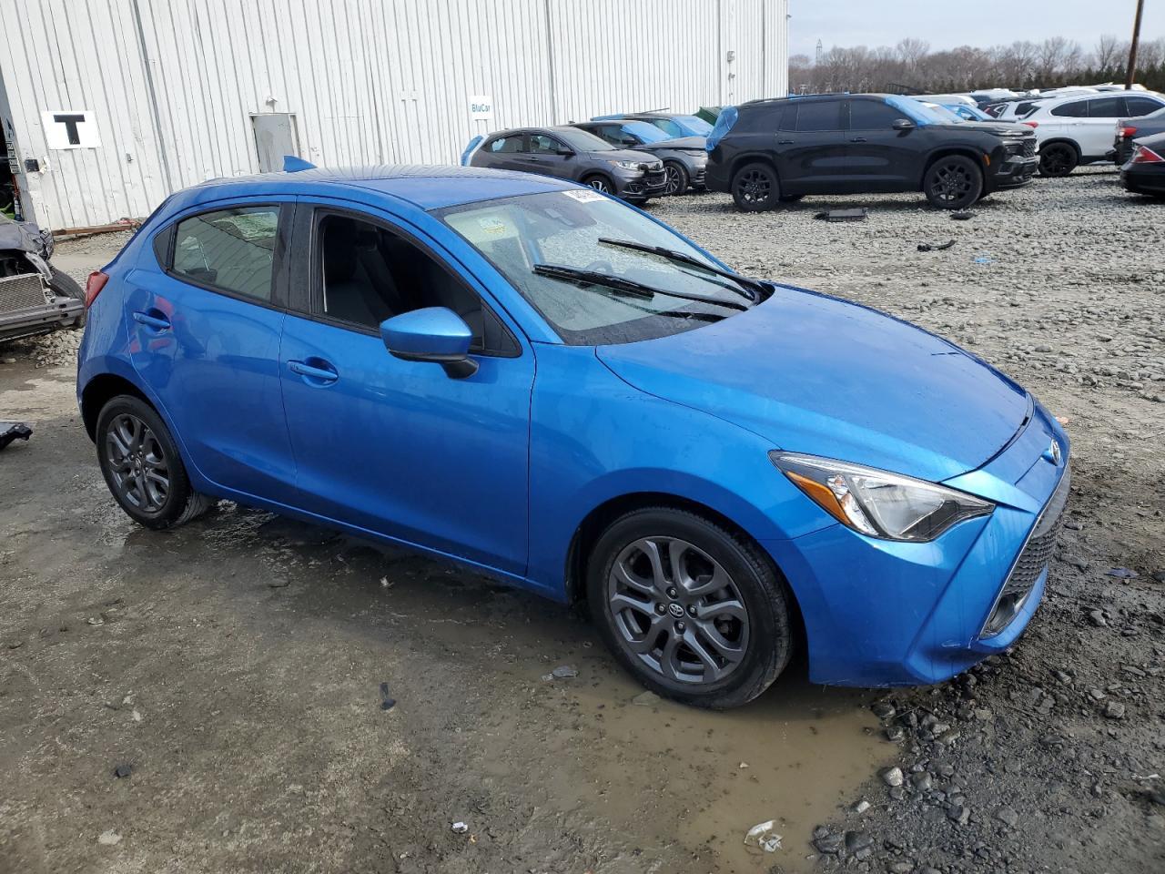 2020 TOYOTA YARIS LE - Image 4