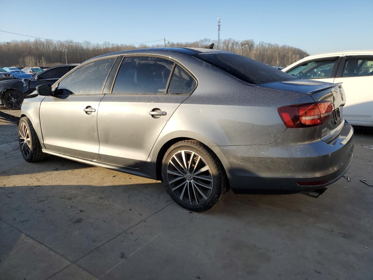 2016 VOLKSWAGEN JETTA SPOR - Фото 2