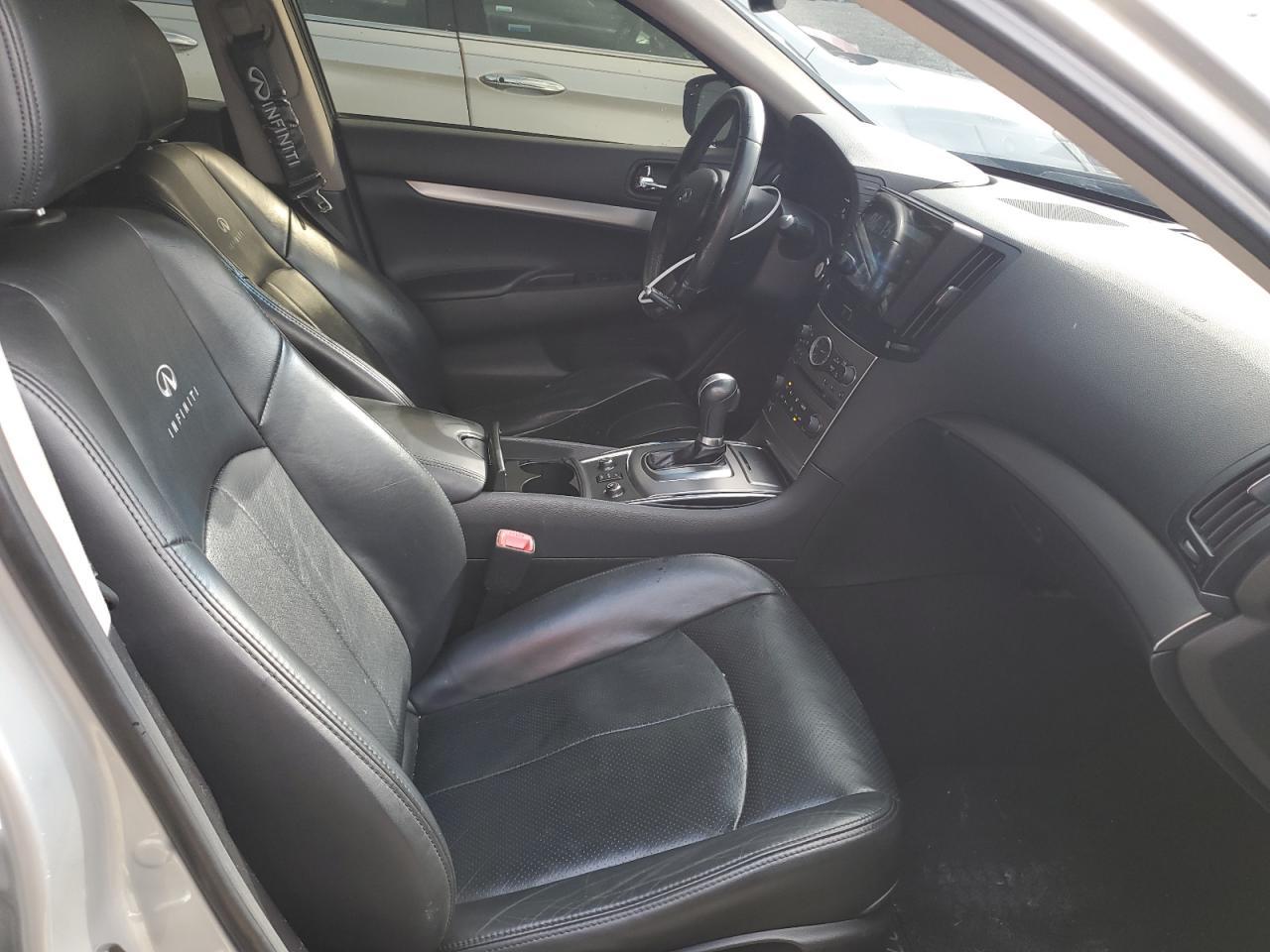 2012 INFINITI G37 - Image 7