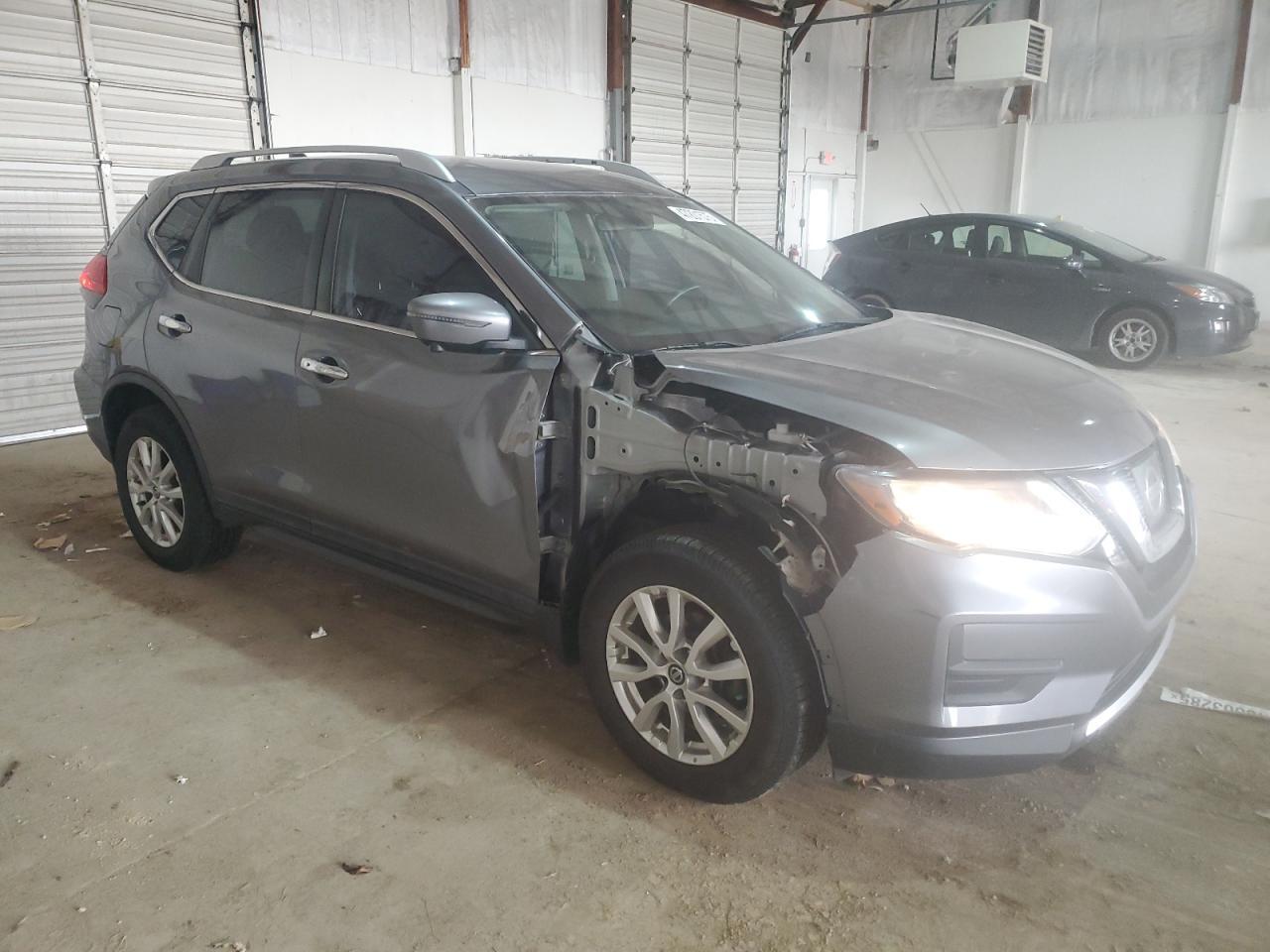 2017 NISSAN ROGUE S - Image 4