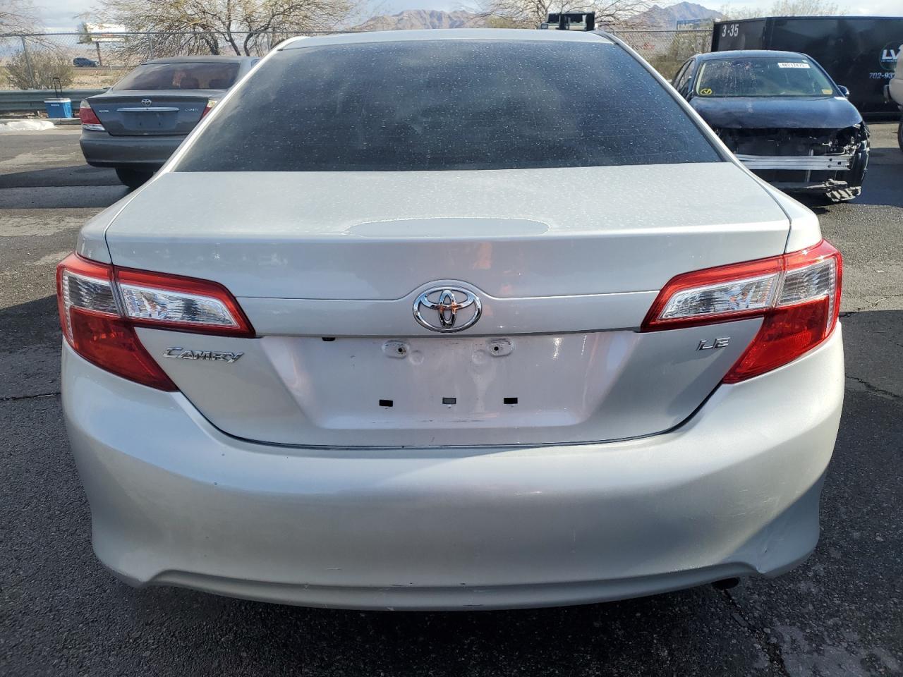 2014 TOYOTA CAMRY L - Фото 6