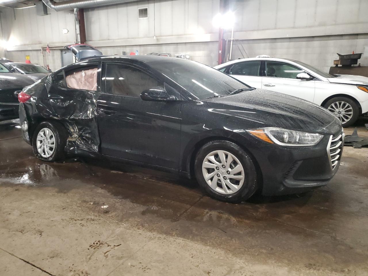 2017 HYUNDAI ELANTRA SE - Image 4