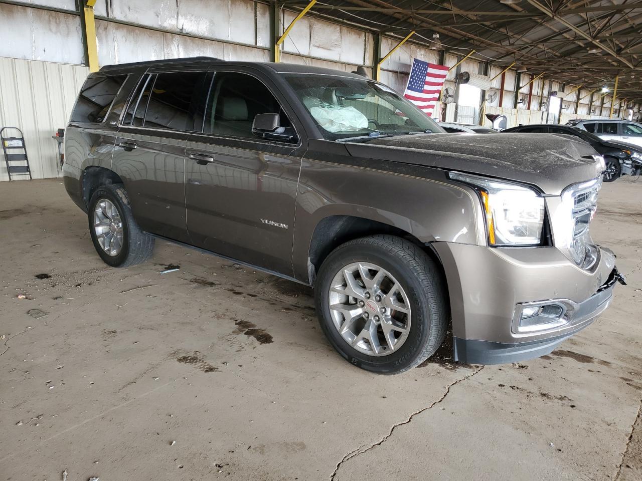 2016 GMC YUKON SLT - Image 4