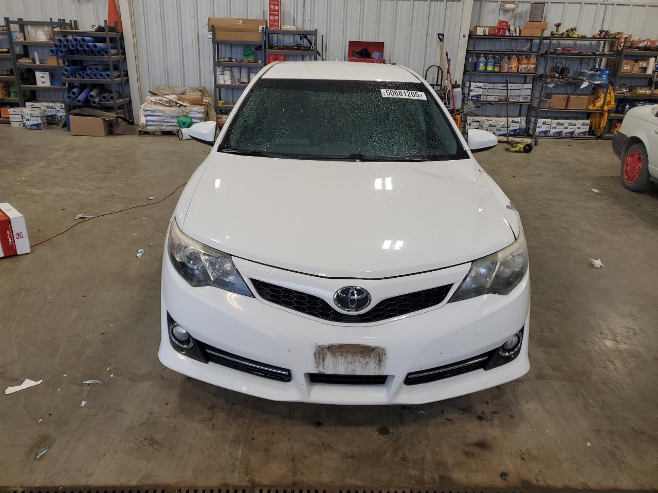 2014 TOYOTA CAMRY L - Фото 5