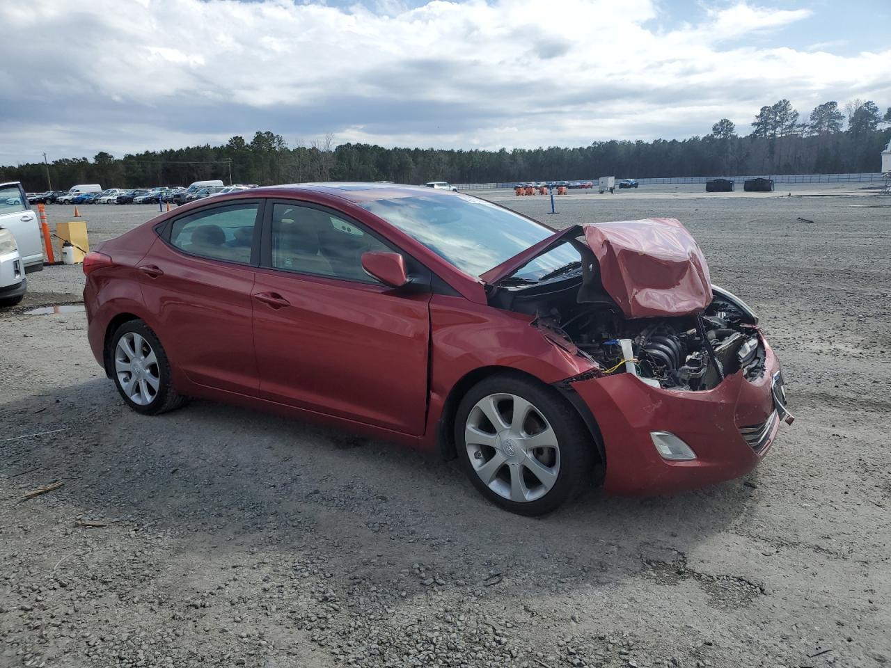 2013 HYUNDAI ELANTRA GL - Image 4