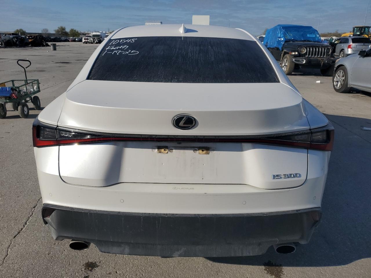 2022 LEXUS IS 300 - Фото 6