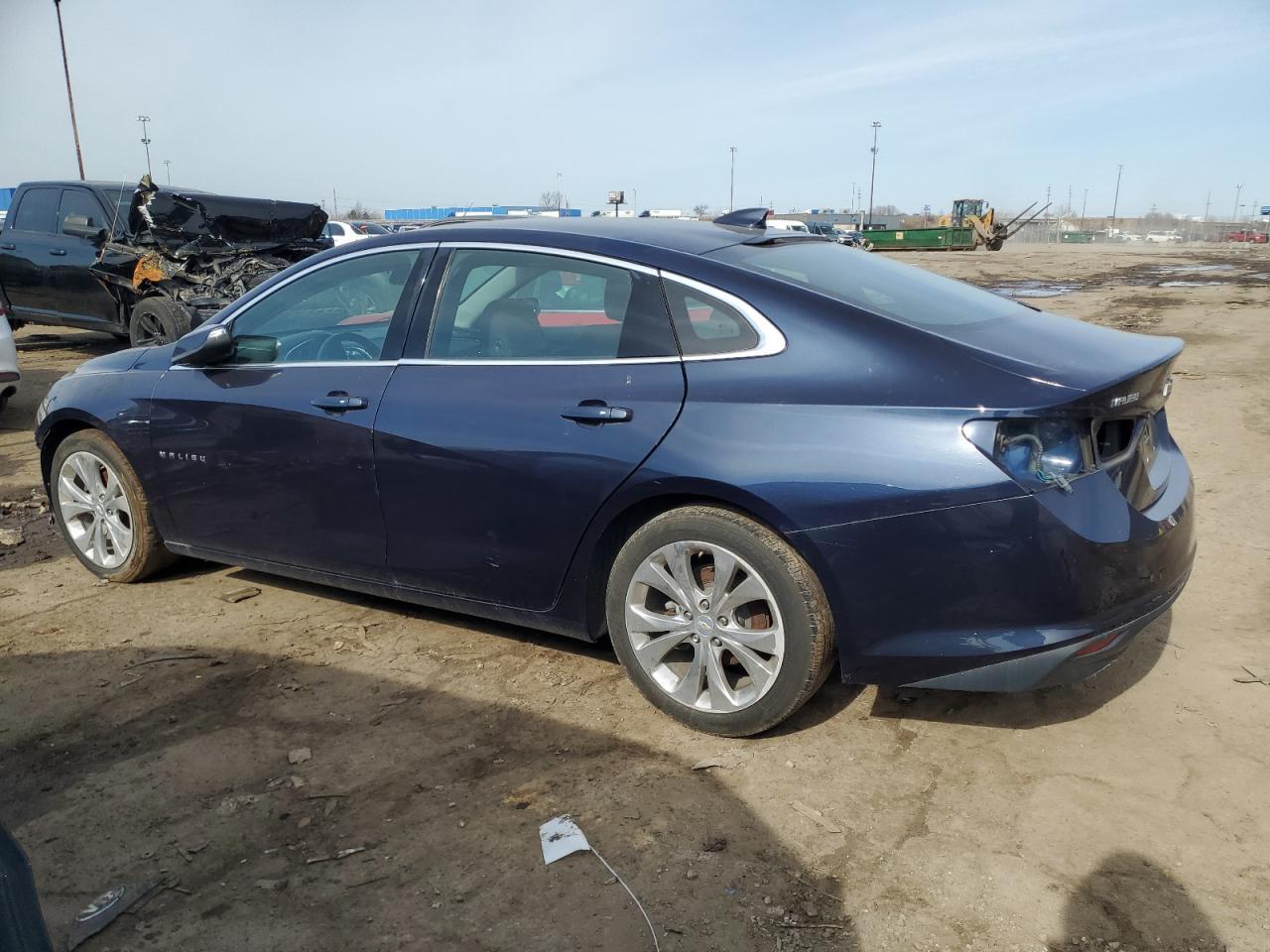 2017 CHEVROLET MALIBU LT - Фото 2