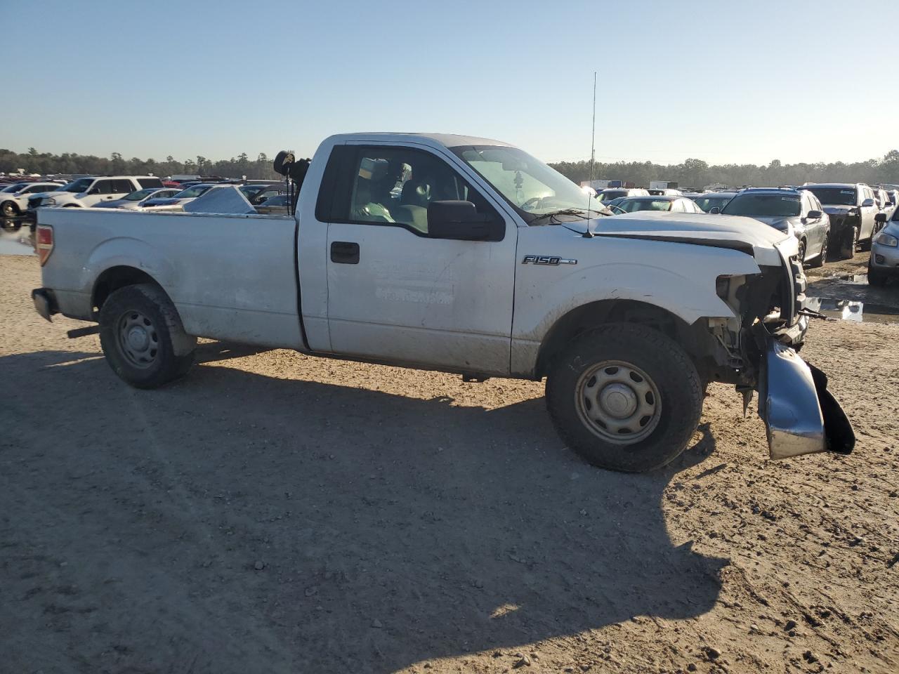2010 FORD F150 - Фото 4