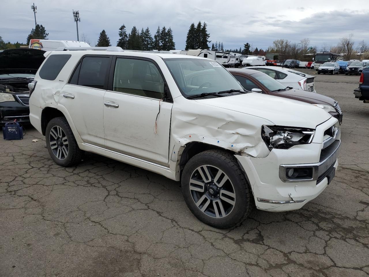 2018 TOYOTA 4RUNNER SR - Image 4