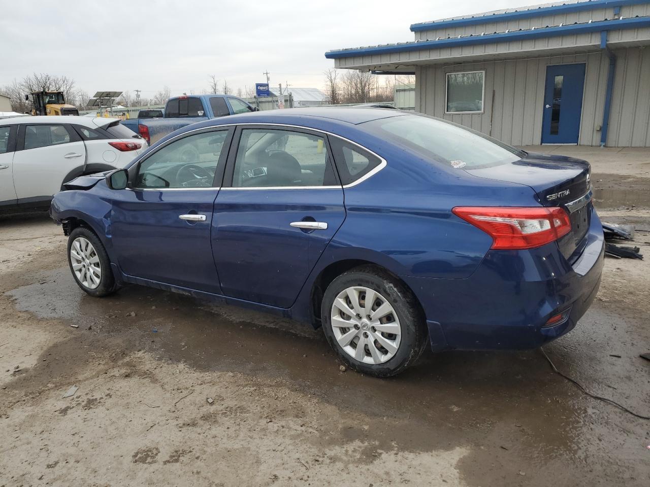2017 NISSAN SENTRA S - Фото 2