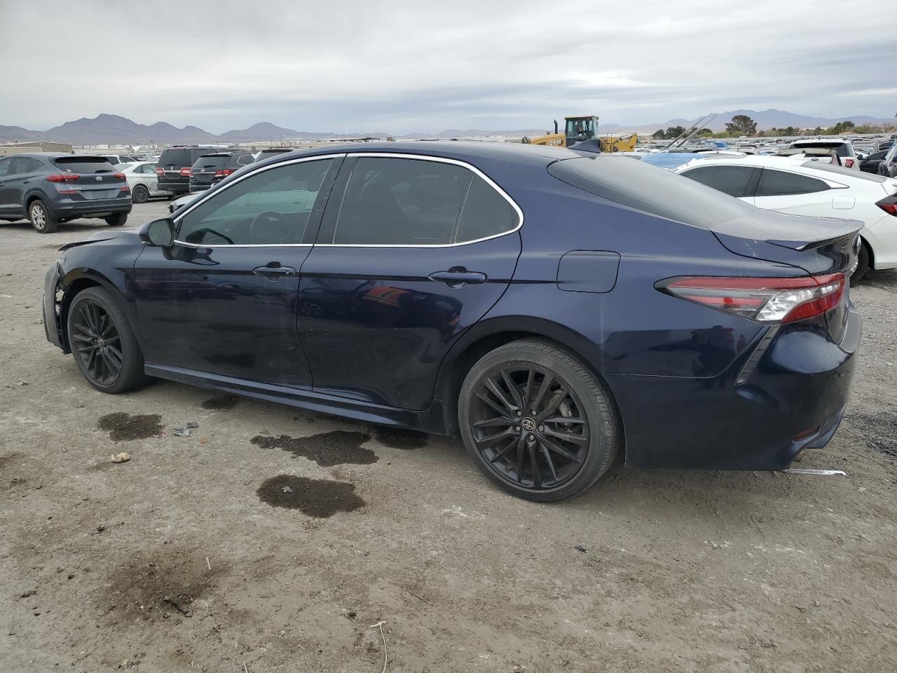 2022 TOYOTA CAMRY XSE - Фото 2