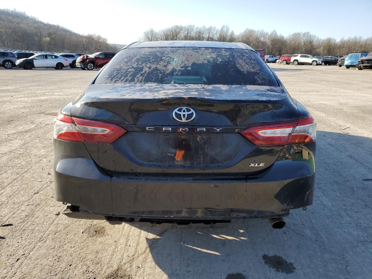2018 TOYOTA CAMRY L - Image 6