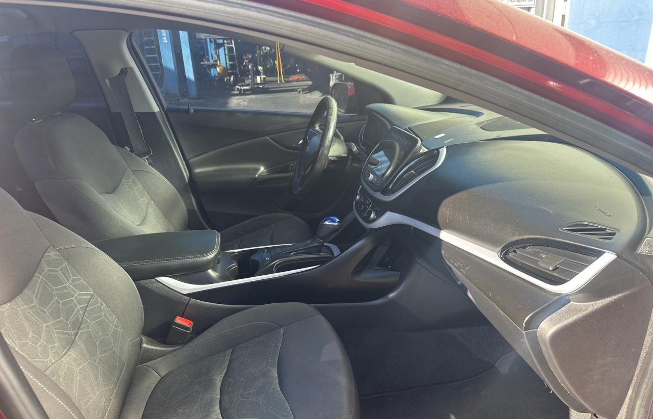 2017 CHEVROLET VOLT LT - Image 5