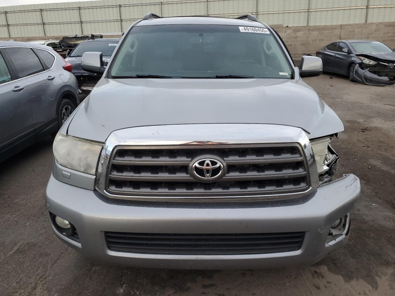 2016 TOYOTA SEQUOIA SR - Фото 5