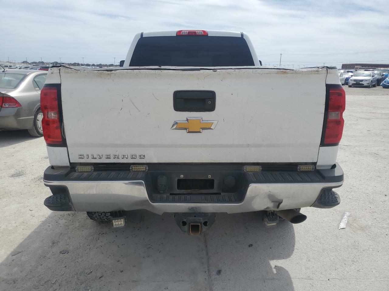 2015 CHEVROLET SILVERADO - Image 6
