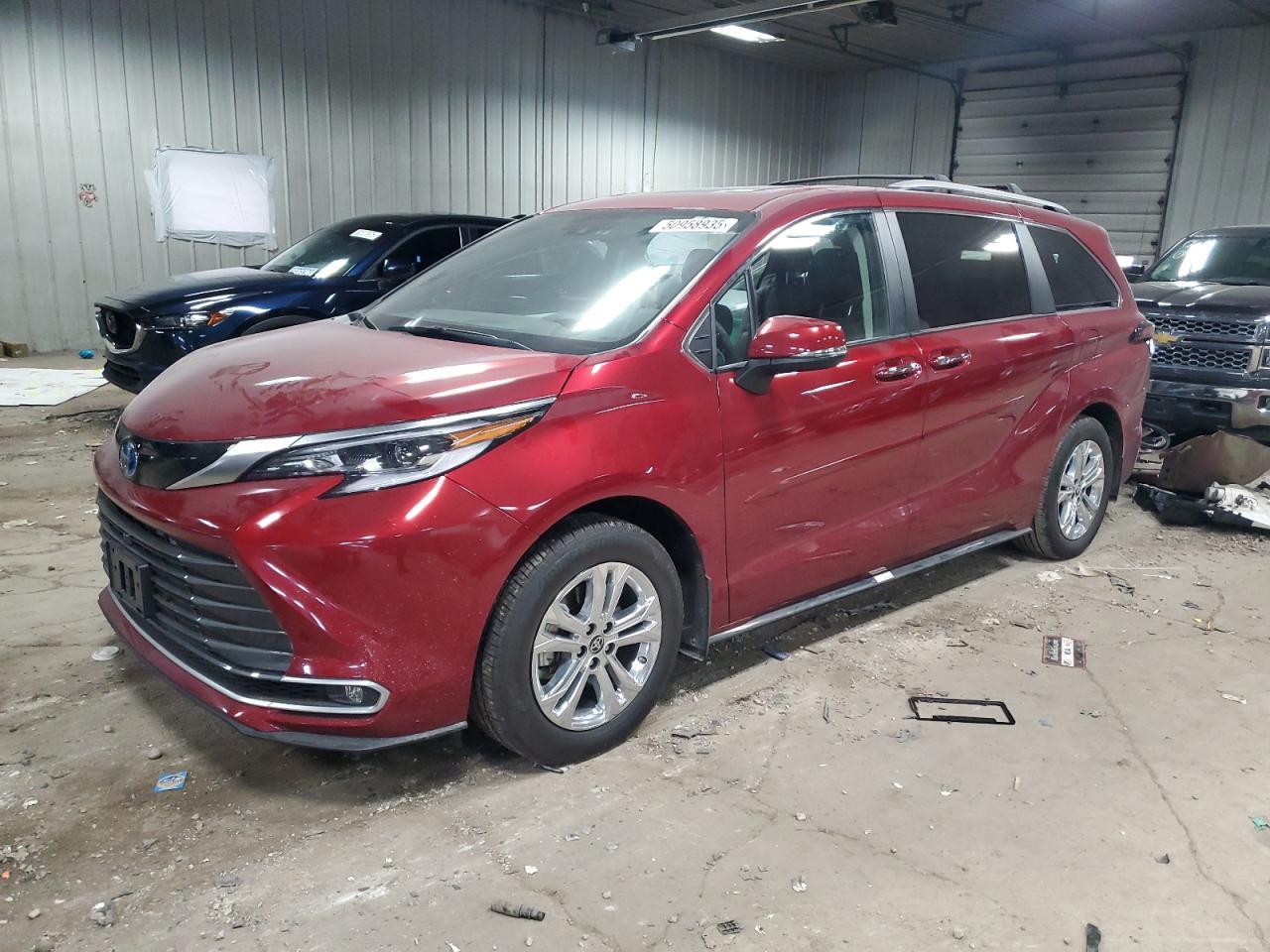 2023 TOYOTA SIENNA LIM