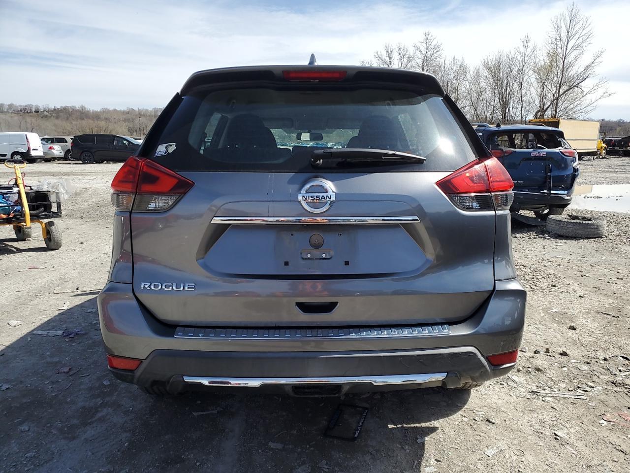 2017 NISSAN ROGUE S - Image 6