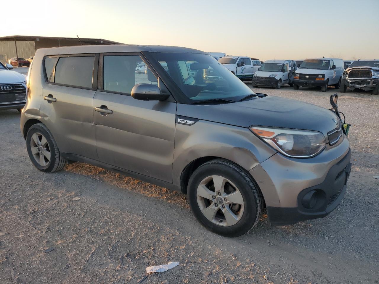 2017 KIA SOUL - Image 4