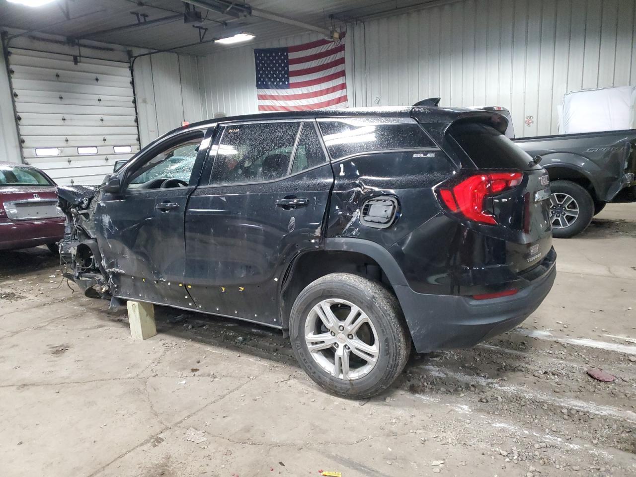 2018 GMC TERRAIN SL - Image 2