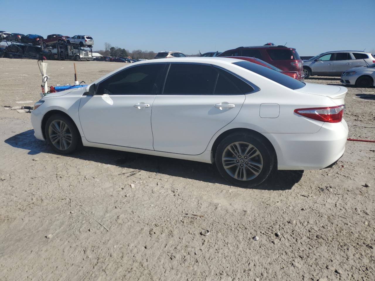 2016 TOYOTA CAMRY LE - Image 2