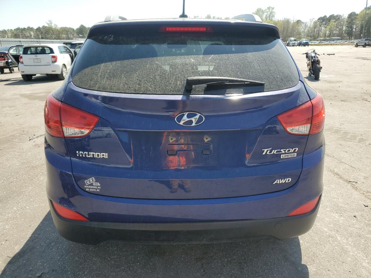 2012 HYUNDAI TUCSON GLS - Image 6
