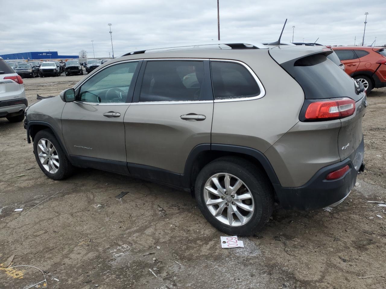 2016 JEEP CHEROKEE L - Image 2