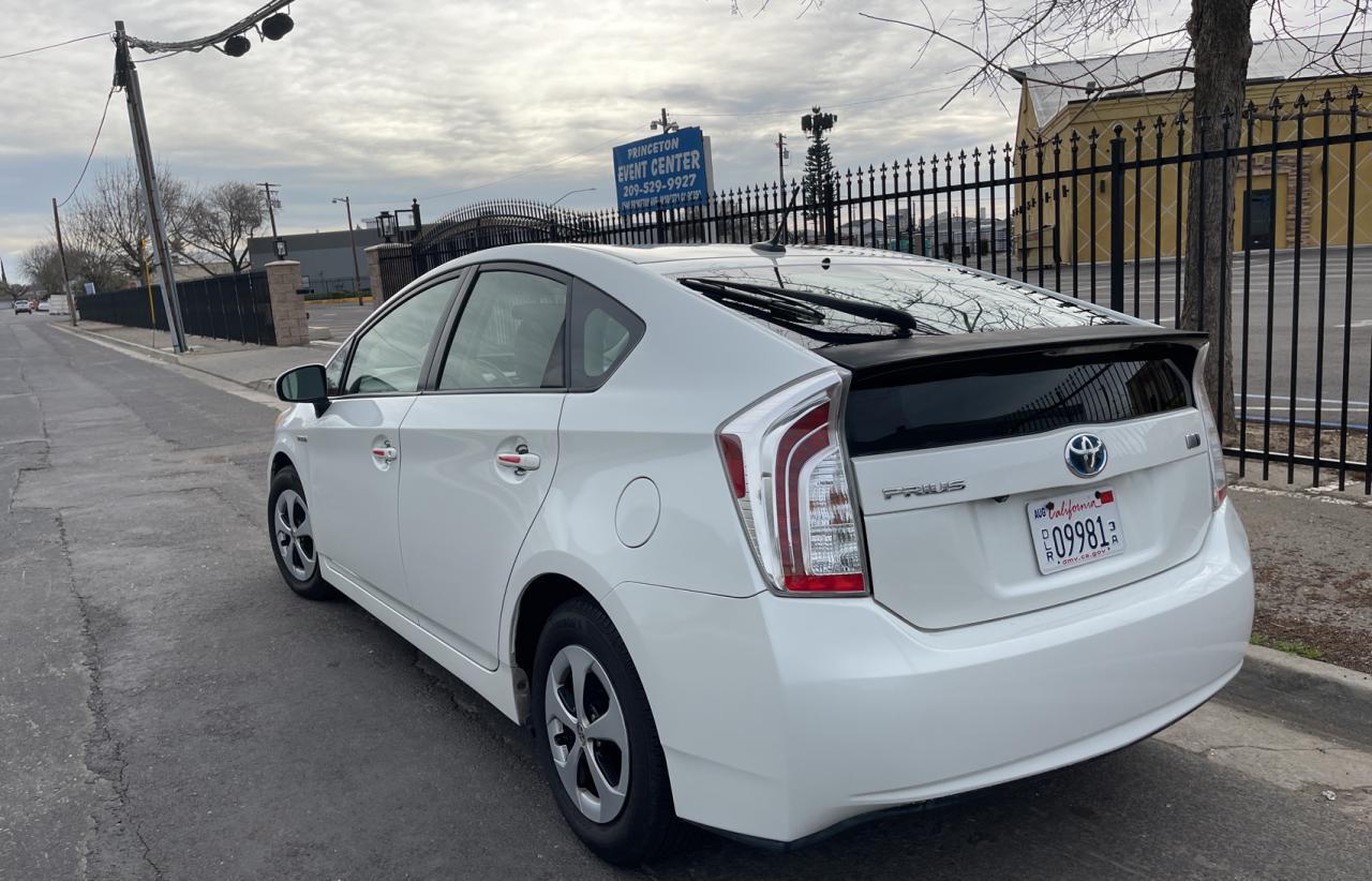 2013 TOYOTA PRIUS - Image 3