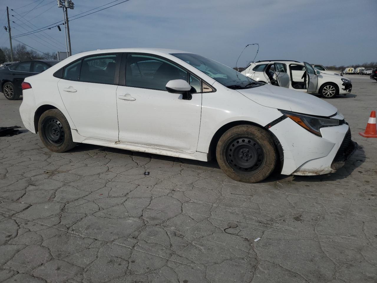 2020 TOYOTA COROLLA LE - Фото 4