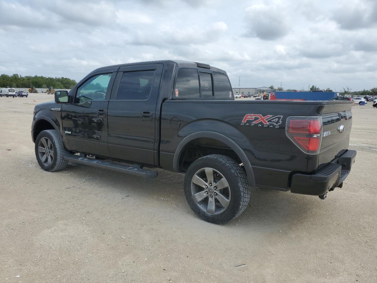 2013 FORD F150 SUPER - Image 2