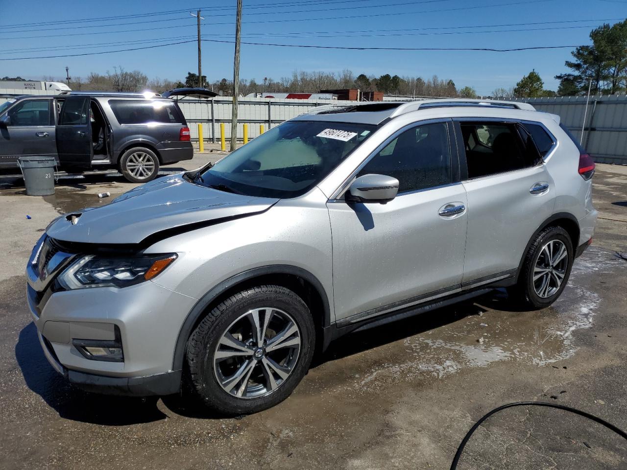 2017 NISSAN ROGUE S