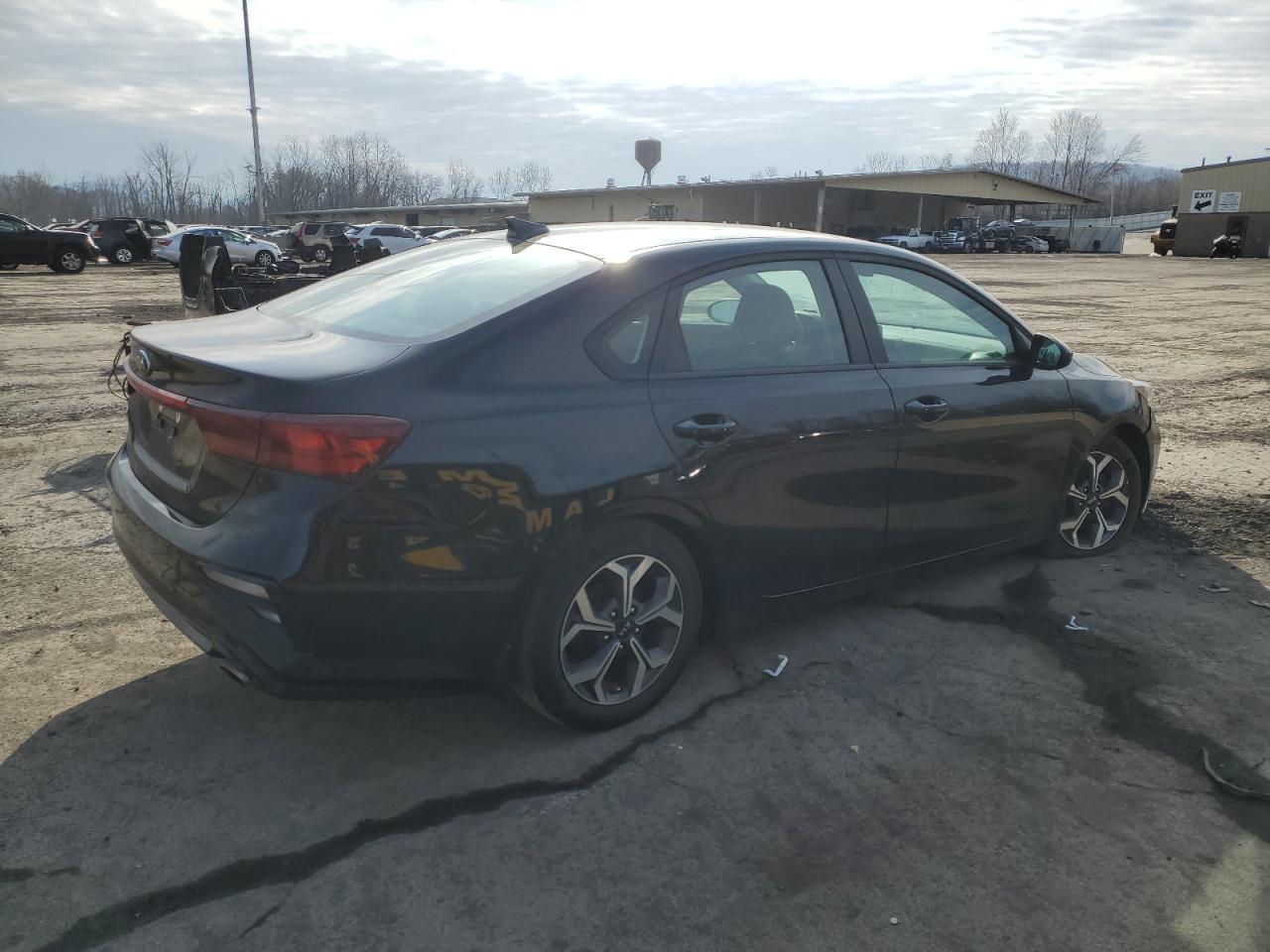 2020 KIA FORTE FE - Image 3