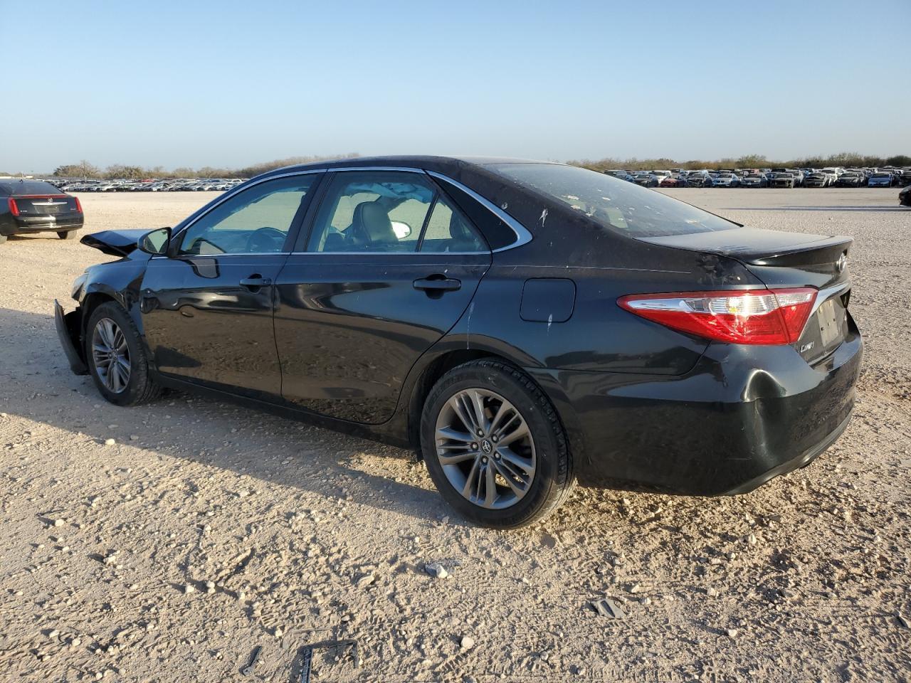 2017 TOYOTA CAMRY LE - Image 2