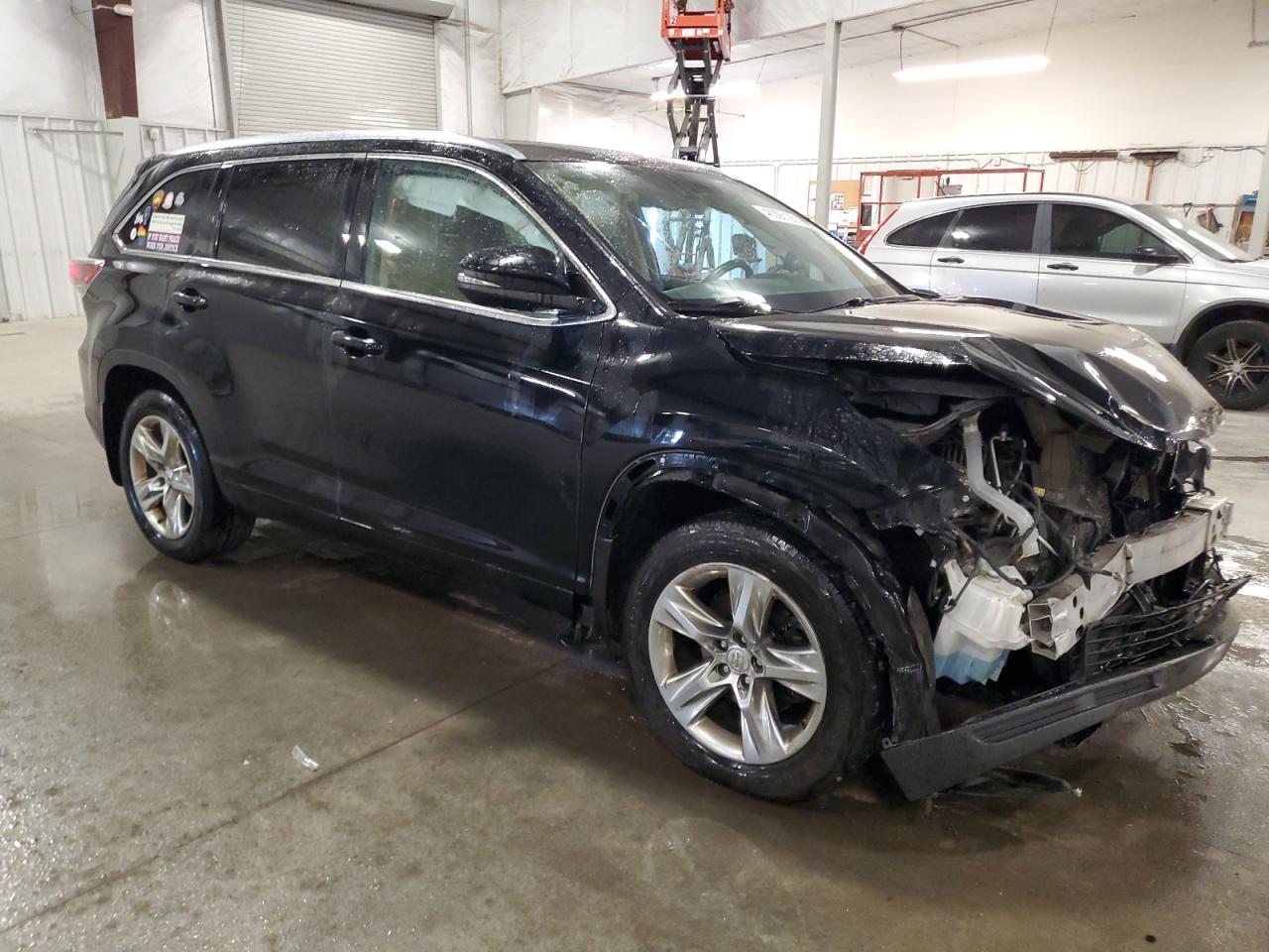 2015 TOYOTA HIGHLANDER - Фото 4