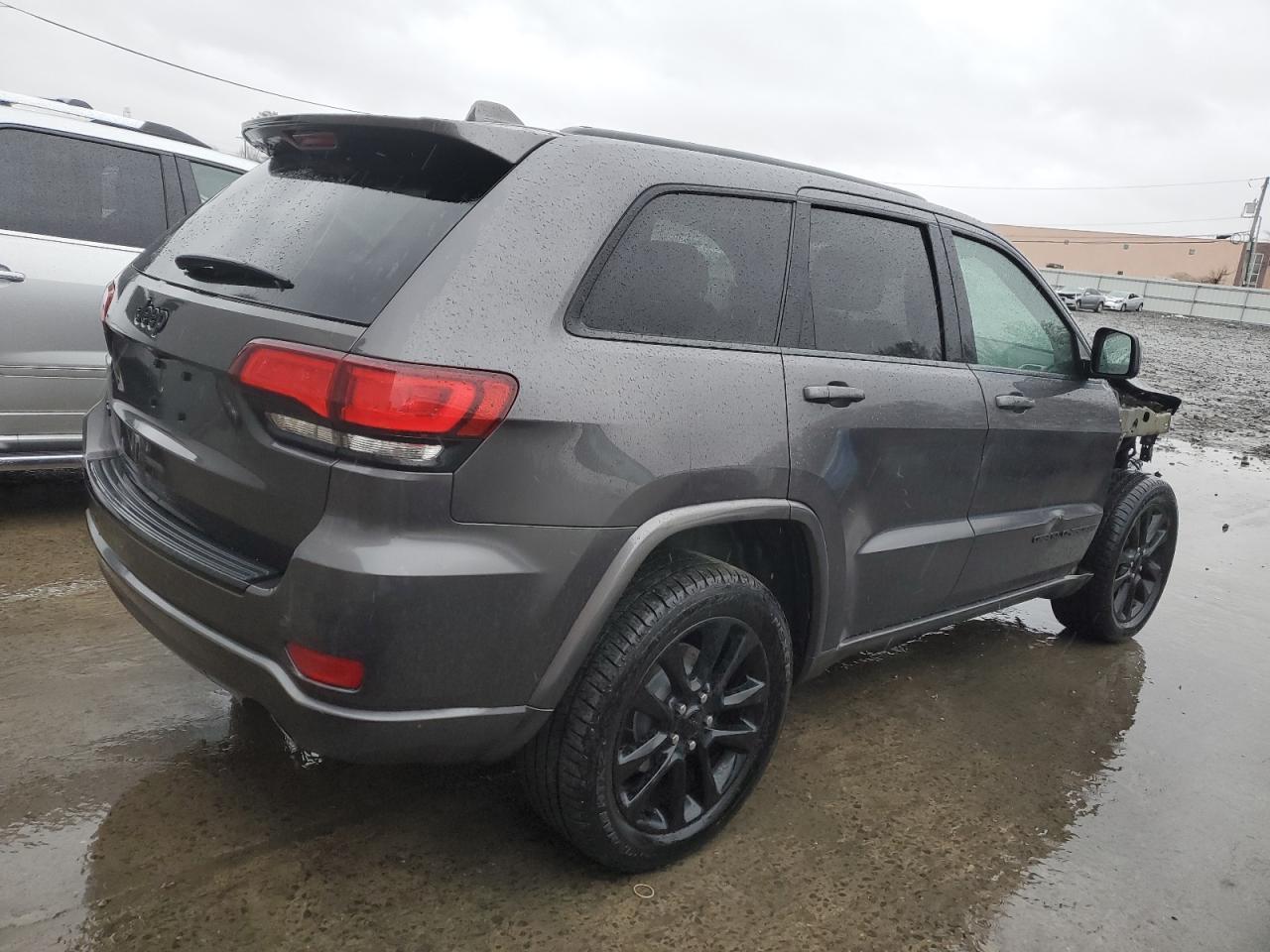 2018 JEEP GRAND CHER - Image 3