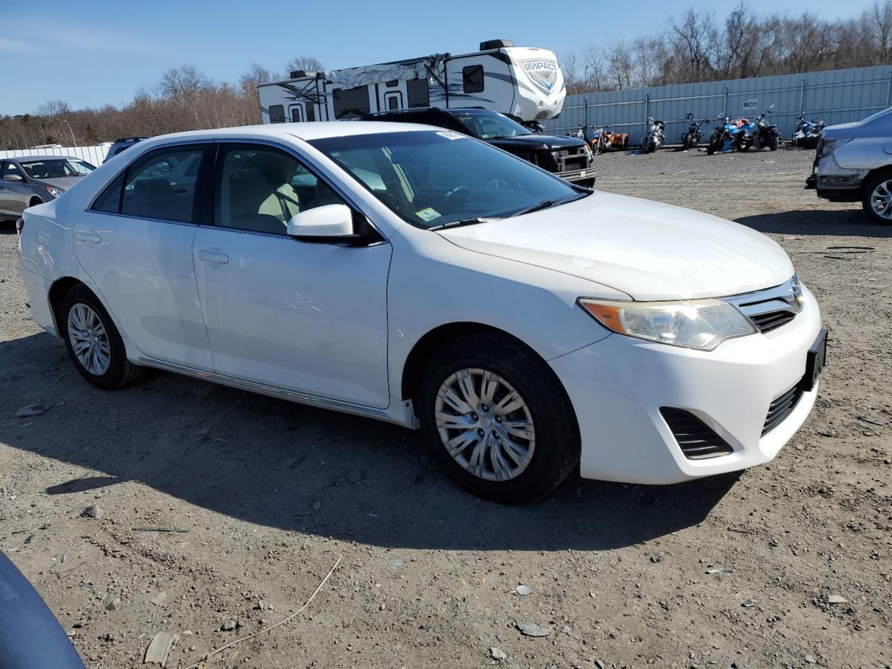 2013 TOYOTA CAMRY L - Фото 4