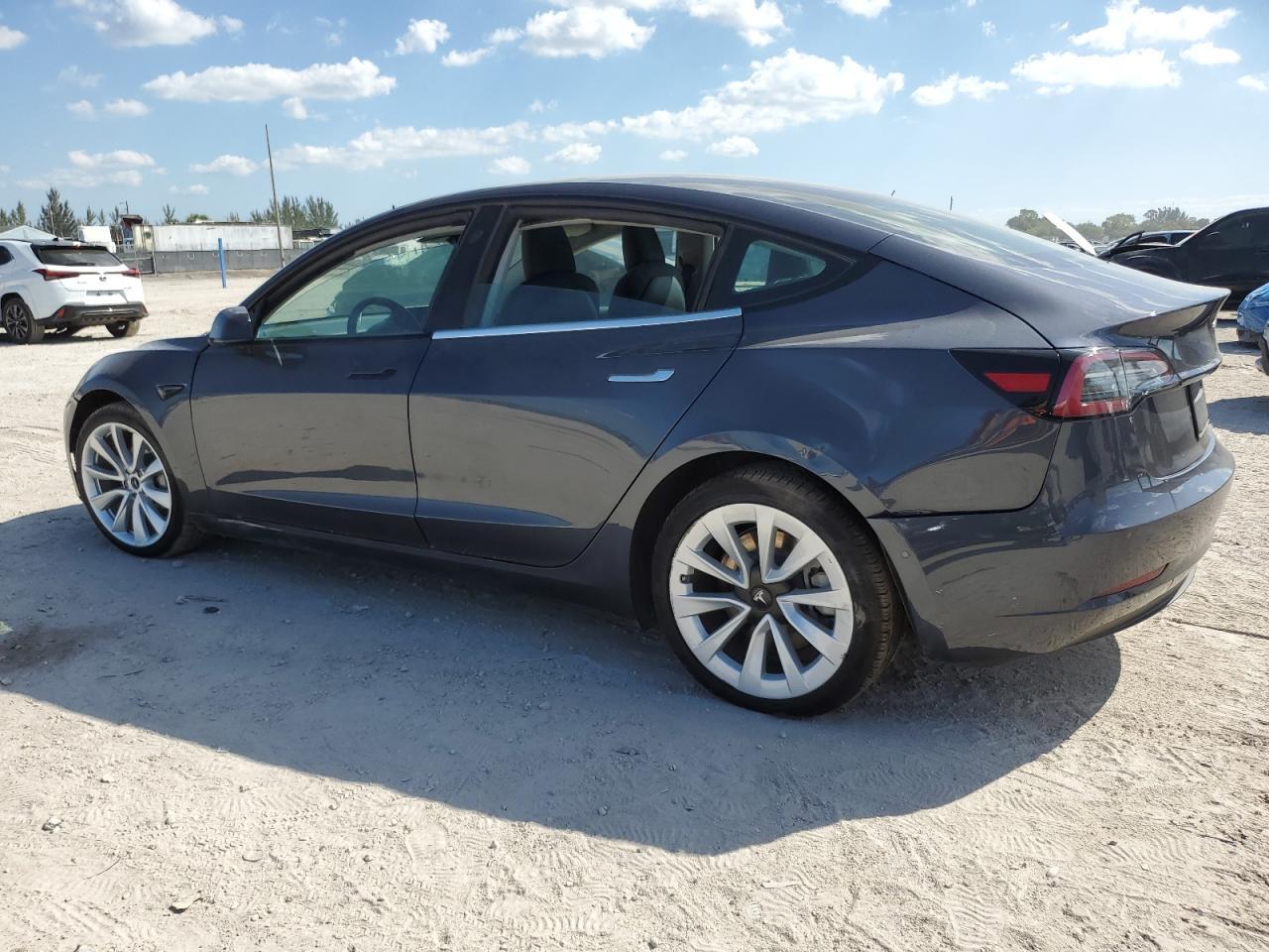 2022 TESLA MODEL 3 - Image 2