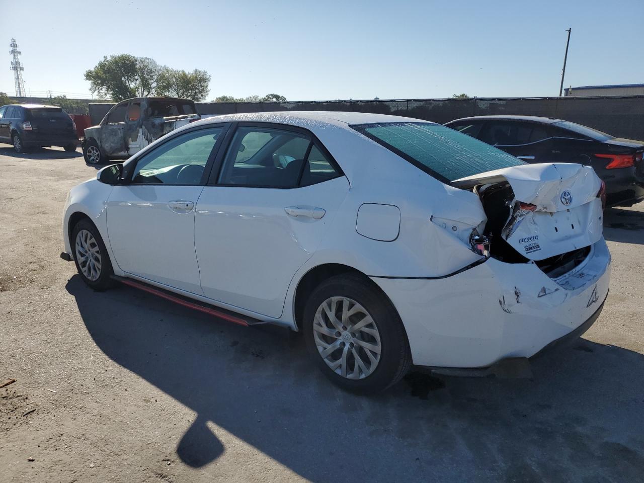 2018 TOYOTA COROLLA L - Image 2