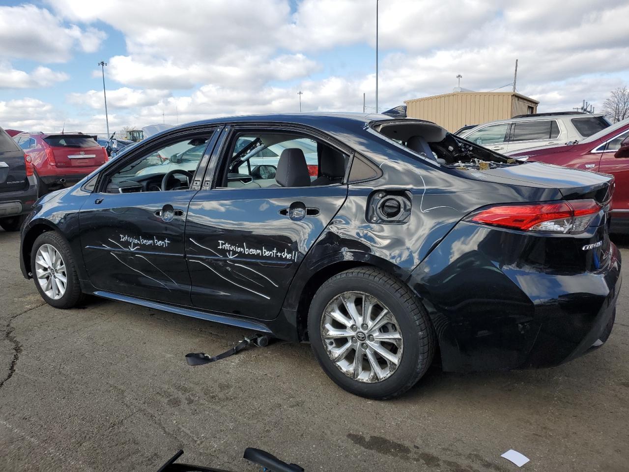 2020 TOYOTA COROLLA LE - Фото 2