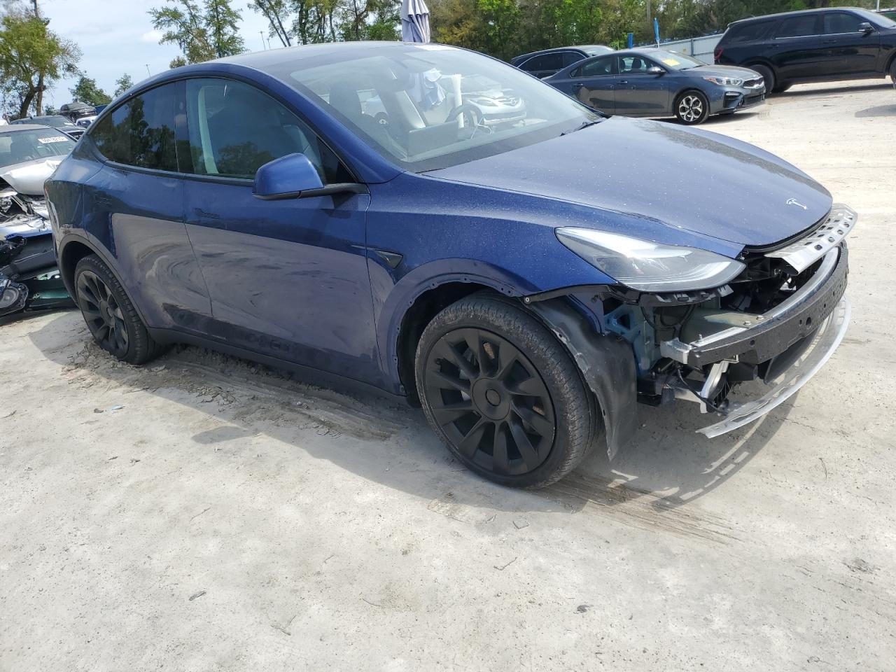 2023 TESLA MODEL Y - Фото 4