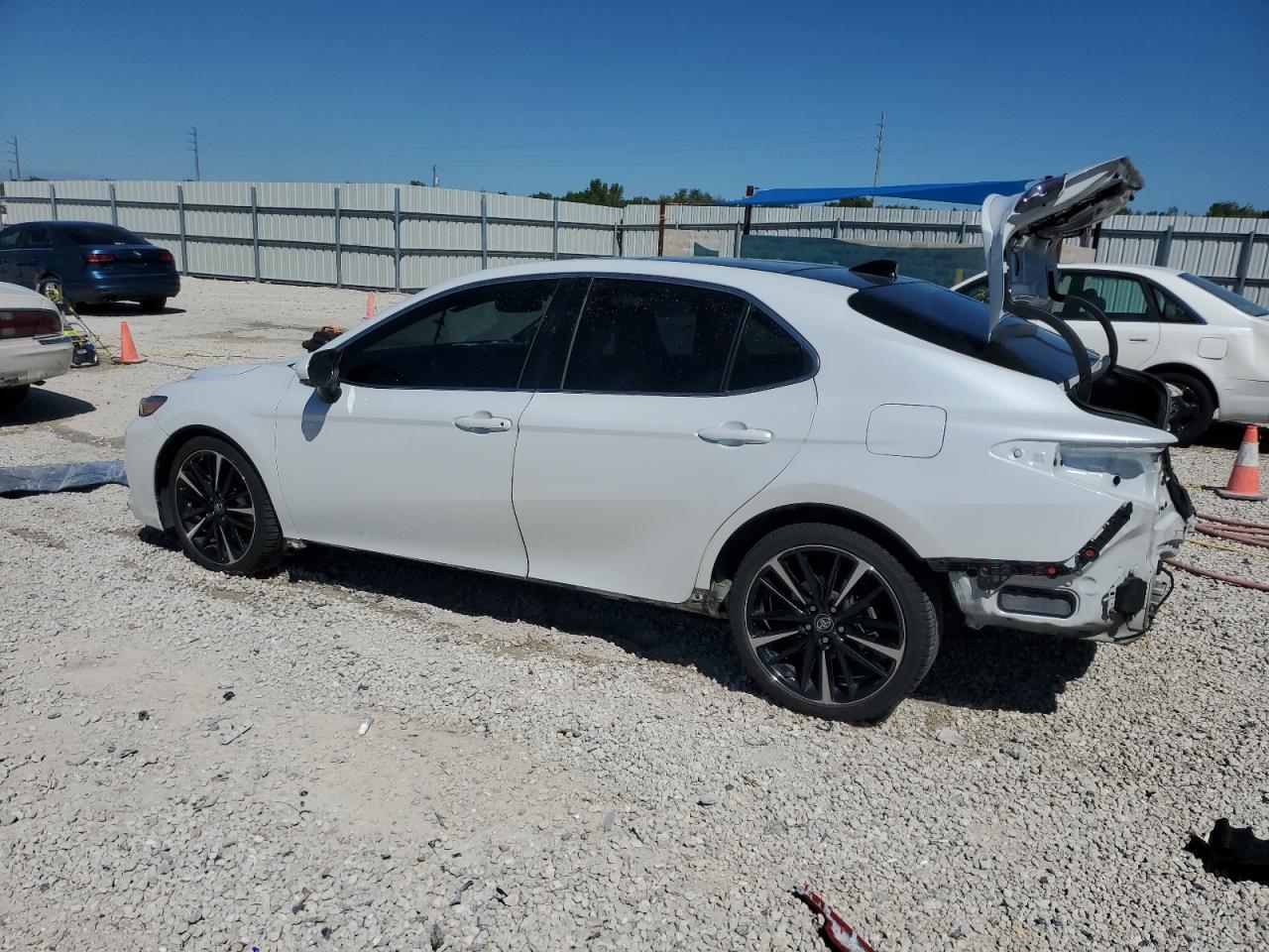 2018 TOYOTA CAMRY XSE - Image 2