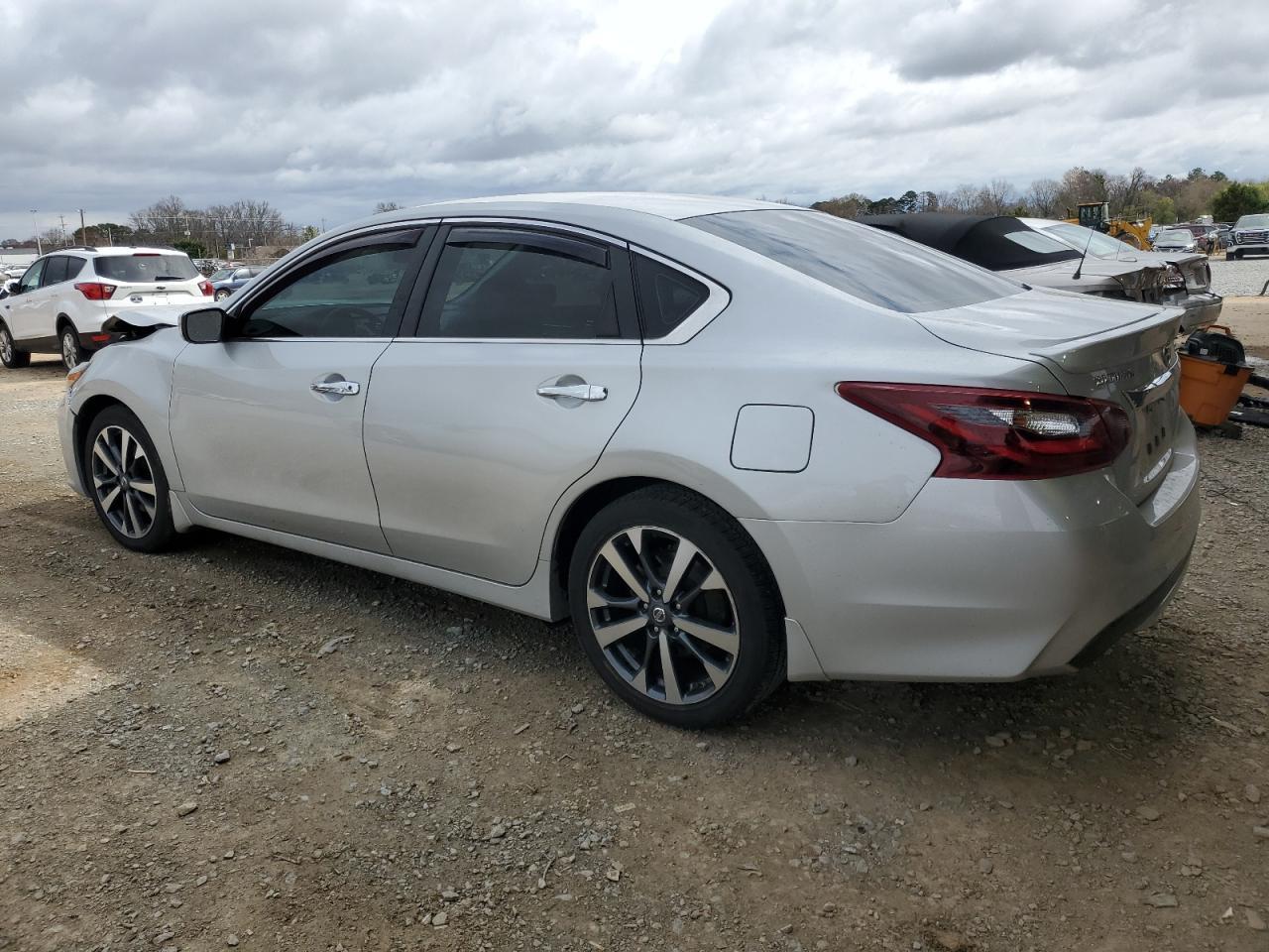 2017 NISSAN ALTIMA 2.5 - Фото 2
