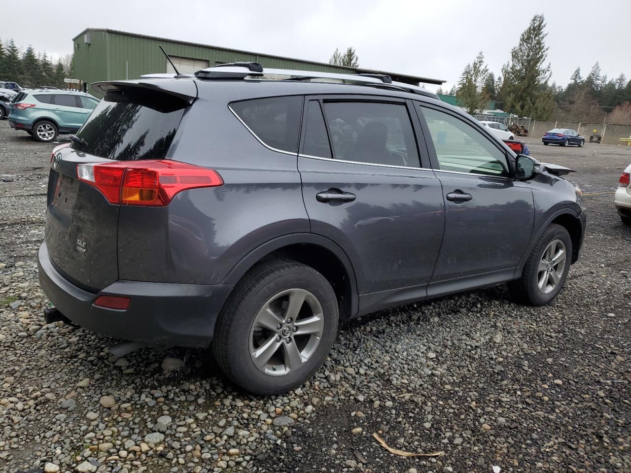 2015 TOYOTA RAV4 XLE - Image 3