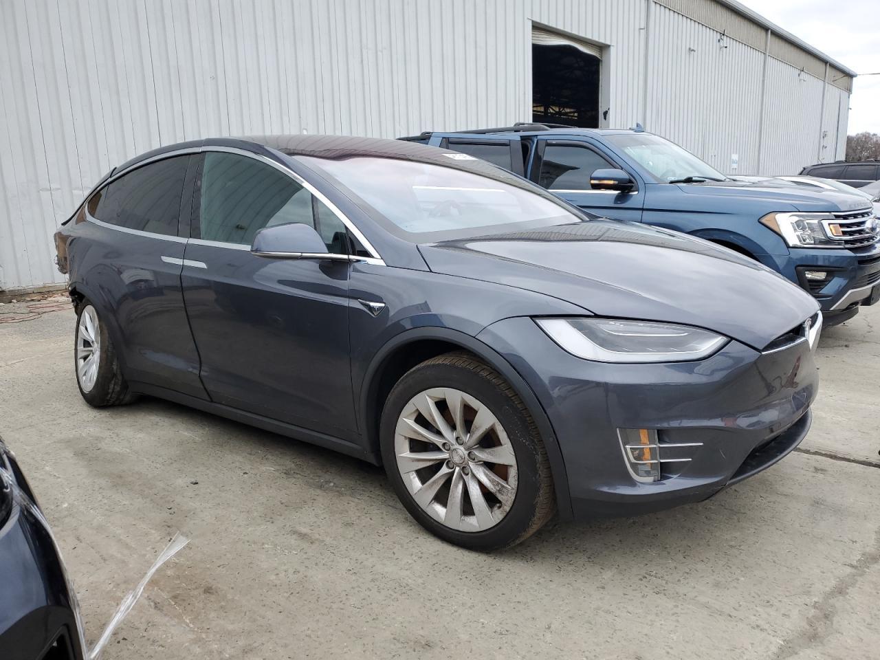 2018 TESLA MODEL X - Фото 4
