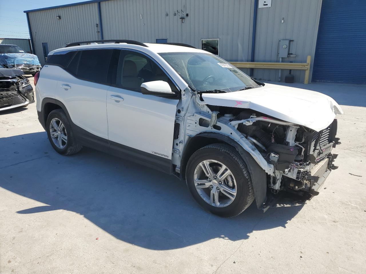 2018 GMC TERRAIN SL - Image 4